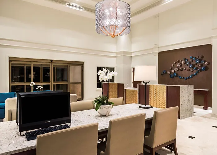 Doubletree Suites By Hilton Naples