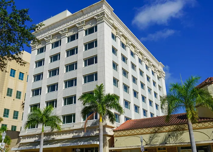 The Banyan Hotel Fort Myers, Tapestry Collection By Hilton