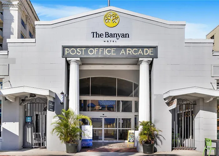 The Banyan Hotel Fort Myers Tapestry Collection By Hilton